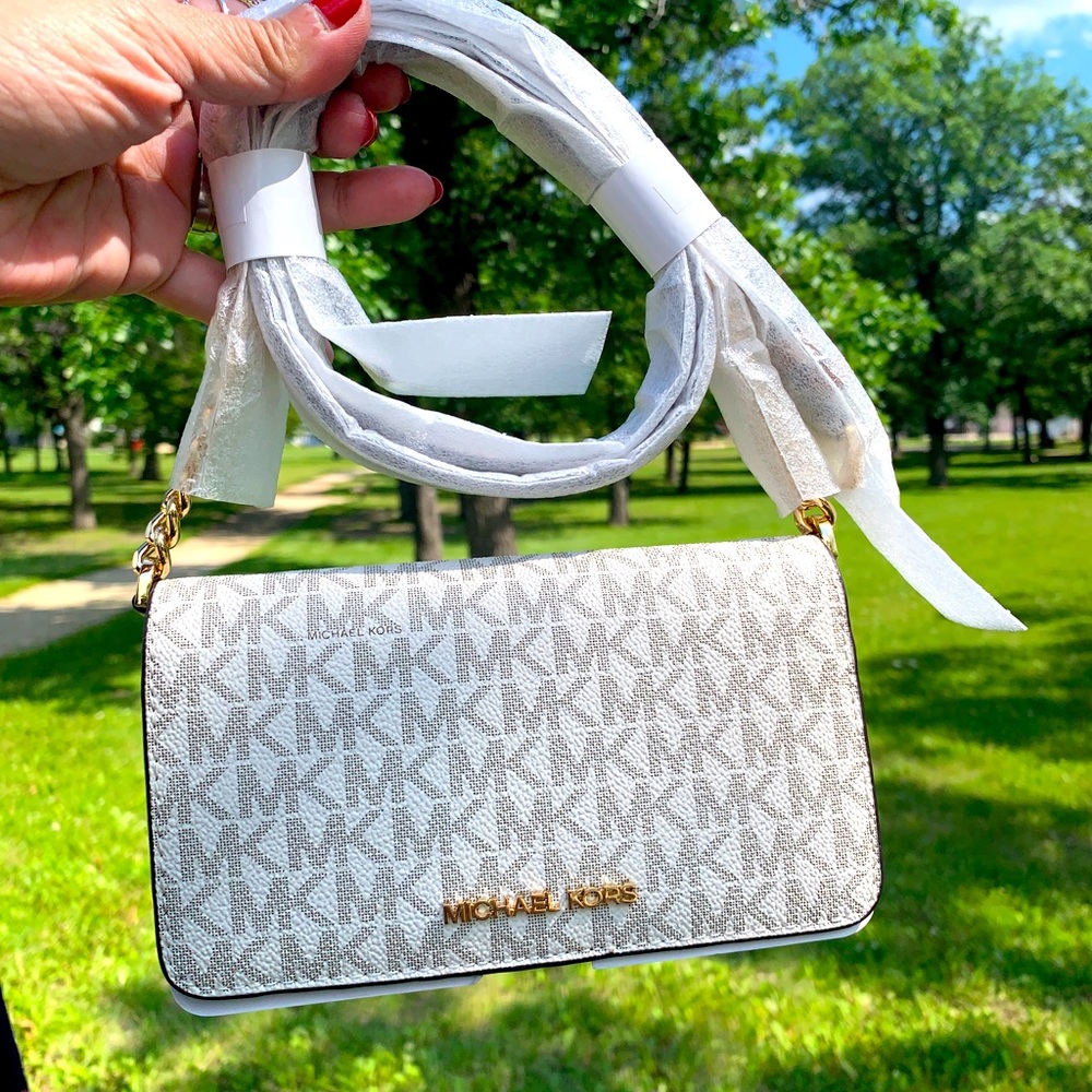 SALE ⬇️⬇️⬇️   BNWT MICHAEL KORS MEDIUM CHAIN WALLET CROSSBODY